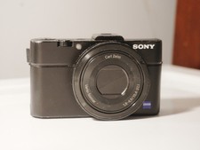 TESTED WORKING Sony Cybershot RX100 II 20.2MP Digital Camera 28-100mm F1.8-4.9