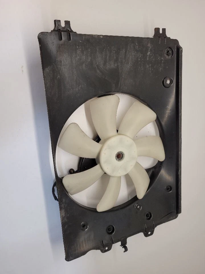 09-15 HONDA PILOT Radiator Fan Motor Fan Assembly AWD Condenser 38615RN0A01 - Imagem 4 de 4