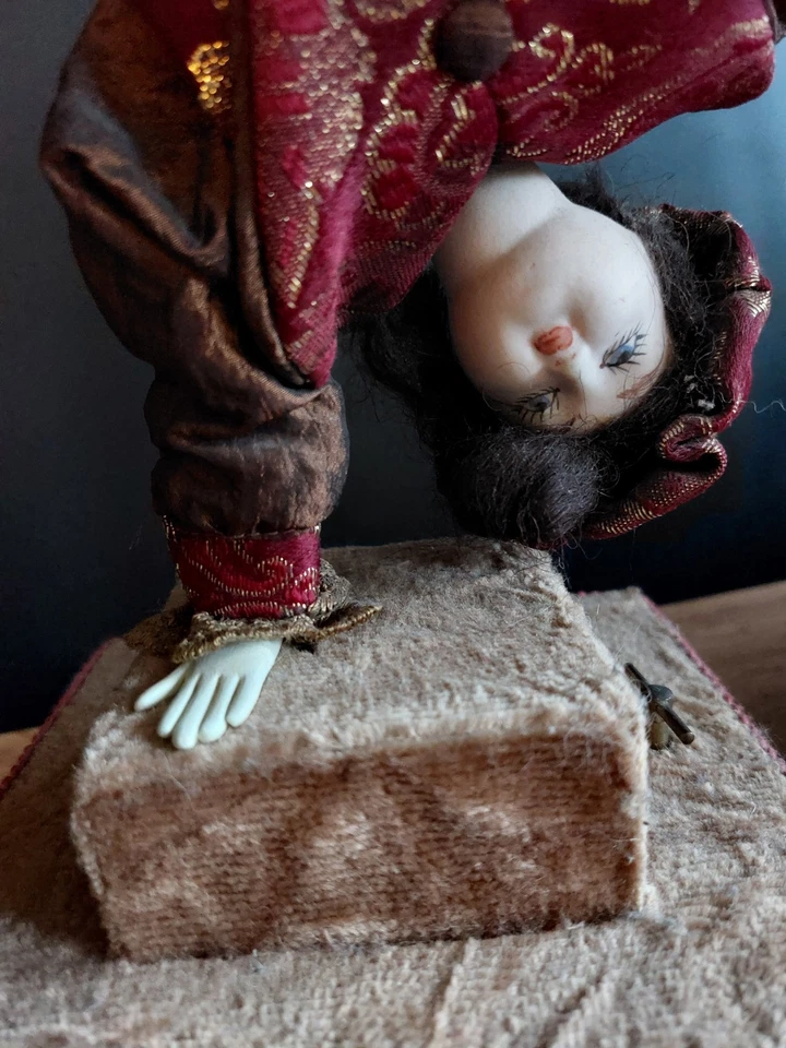 Ancien acrobate automate boîte à Musique 45 Cm poupée ancienne - Photo 3/4