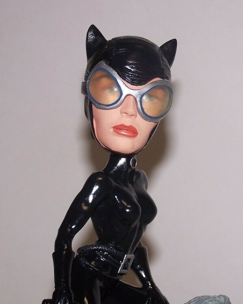 キャットウーマン　ボブルヘッド Catwoman Headstrong Heroes Dynamic Bobble Heads 9