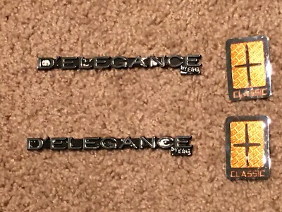 97 98 99 00 01 Lincoln Town Car D'ELEGANCE E&G Classic ROOF PILLAR EMBLEM Set