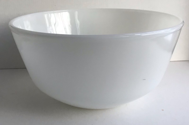 Milk Glass Large White Mixing Bowl Anchor Hocking Fire King Vintage Super 8 1/2"