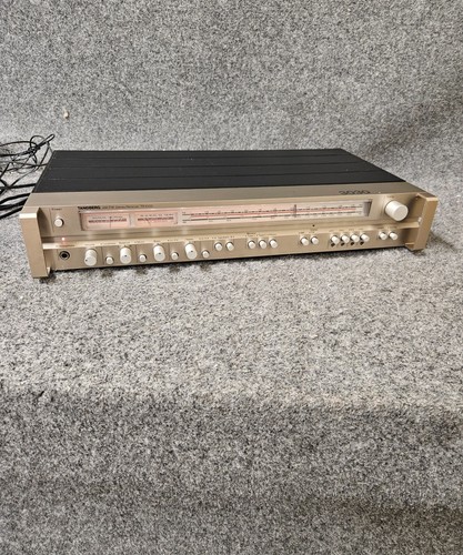 Tandberg TR 3030 AM/FM Stereo Receiver