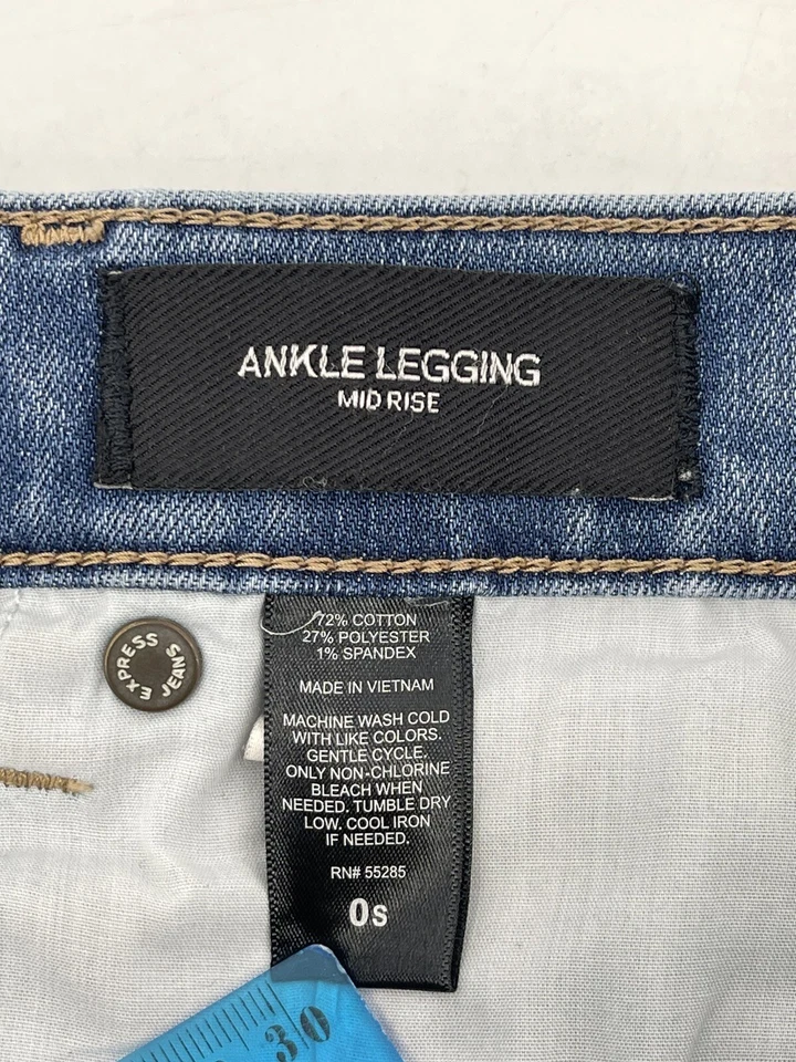 "Pantalones cortos de jean Express Cut Off elásticos para mujer talla 0 azul denim tiro bajo cintura de 26""" Foto 3 de 4