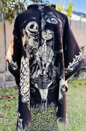 The Night Mare Before Christmas Alpaca Wool Blend Poncho. Unisex Made In Ecuador - Picture 3 of 5