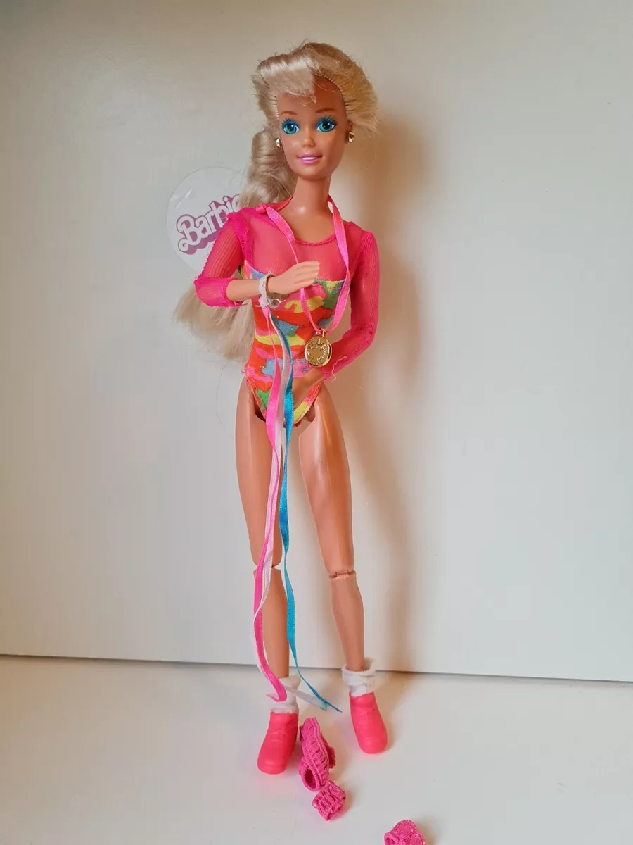 BARBIE MATTEL GYMNAST GYMNAST 1993 VINTAGE DOLL WITH OUTFIT