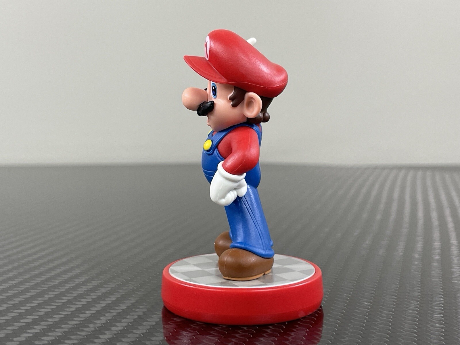 Nintendo Super Mario Luigi Amiibo Figures Red Base set Lot Of 2 Bundle Pair 🔥