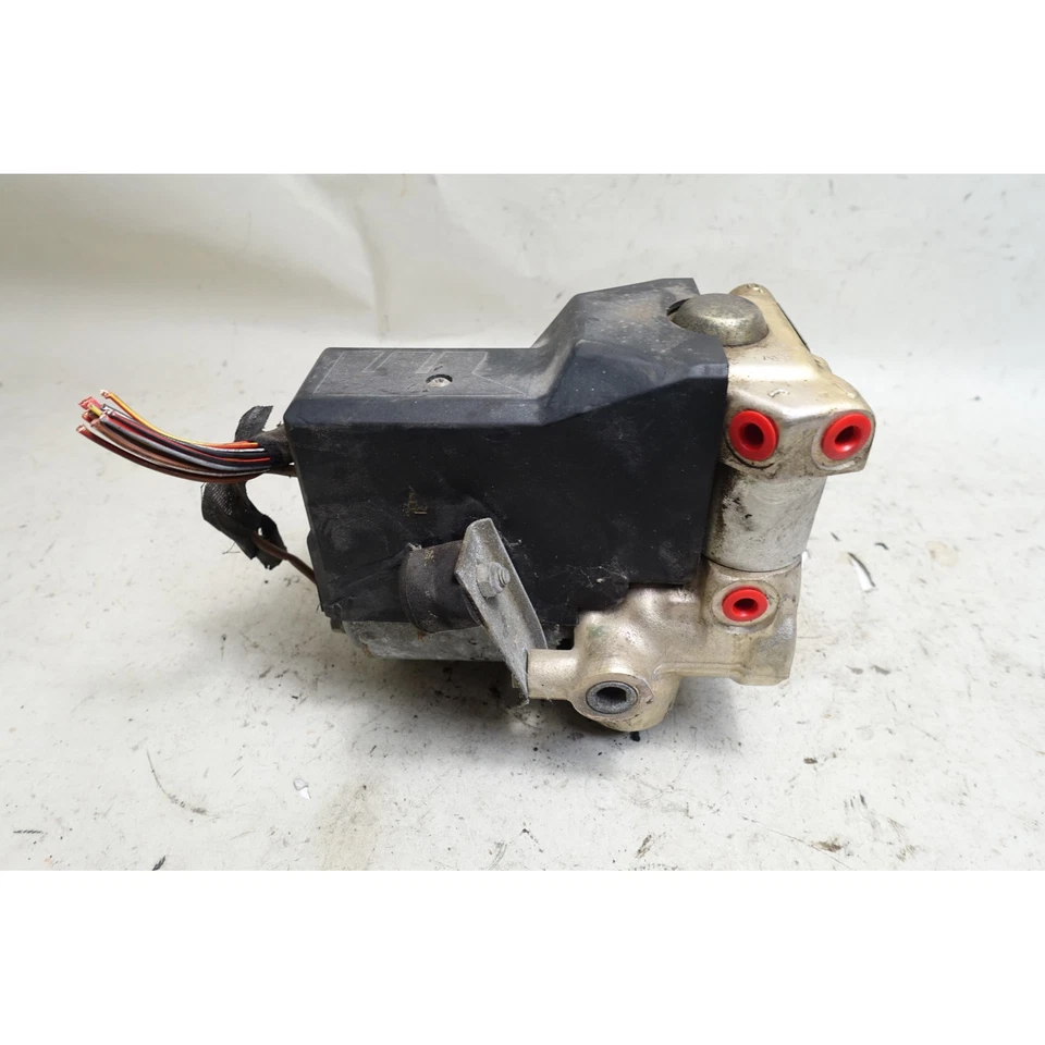 BMW E30 3-Series Bosch ABS Anti-Lock Brake Pump Factory 1984-1991 — 第 4/4 张图片
