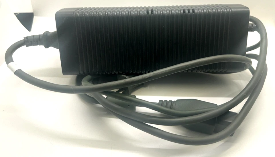 OEM Microsoft HP-A1502R2 Xbox 360 Power Supply AC Adapter 150W X815561-004 - Image 3 of 3