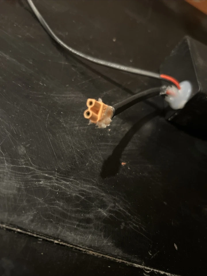 Electric Scooter Battery 10.4 Hour Battery - Image 2 of 4