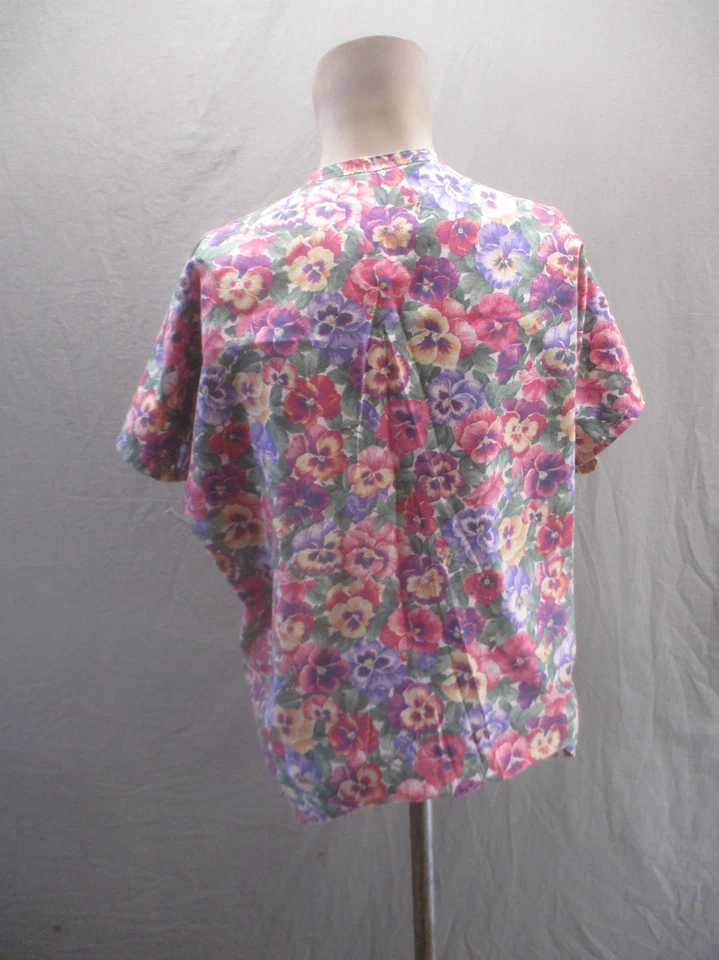 Unbranded Size L Womens Floral V-Neck Pocket Short Sleeve Comfy Nurse Scrub 905 - Image 4 of 4
