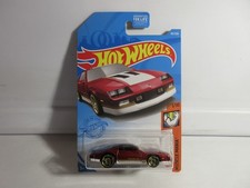 Hot Wheels Muscle Mania 1985 Chevrolet Camaro Iroc-z Hot Wheels Muscle Mania 1985 Chevrolet Camaro Iroc-z