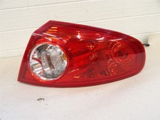 Suzuki Reno 2005-2008 Rh Passenger Side Taillight Assembly Quarter Panel Mounted