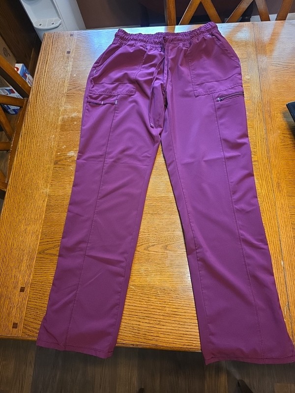 Scrubstar Scrub Pants Medium Wine Burgundy Front & Back Pockets Womans Stretch