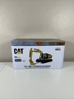 Caterpillar Cat 320D L Hydraulic Excavator 1/87 Scale Diecast Masters DM85652