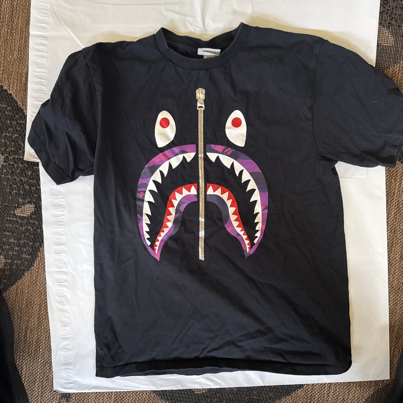 BAPE A Bathing Ape Men's T-Shirt Black Shark Face Purple Camo Graphic Size M