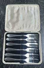 Boxed Set Of Six Chrome Plated Pastry Cake Forks Vintage
