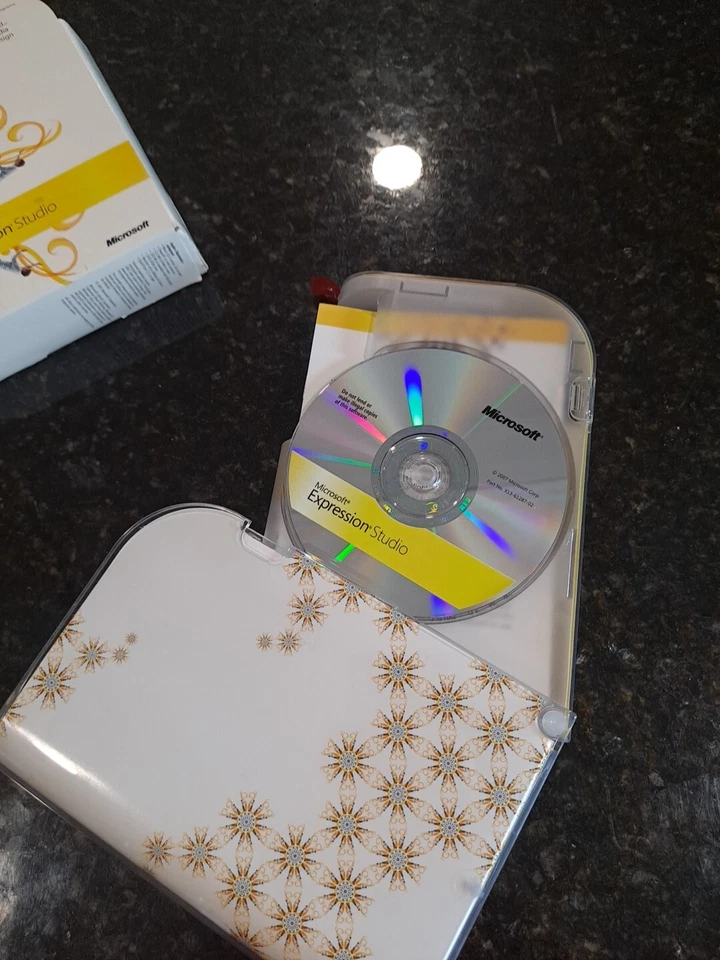 Microsoft Expression Studio with Visual Studio 2005 - Image 2 of 2