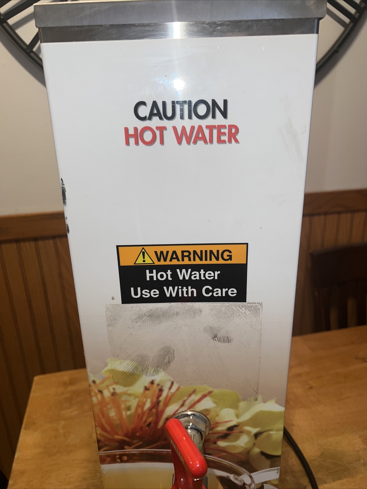 BUNN 2 GAL LOW FAUCET HOT WATER DISPENSER Model HW2 02500.0014 120V