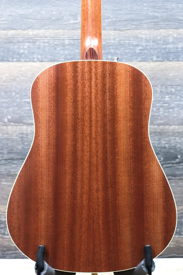Godin Metropolis Natural RN GT EQ "B-Stock" Dreadnought Acoustic El. Guitarra con bolsa Foto 4 de 4