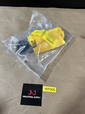 New Turck Proximity Sensor BC10P30SRFZ3X Warranty Fast Shipping  