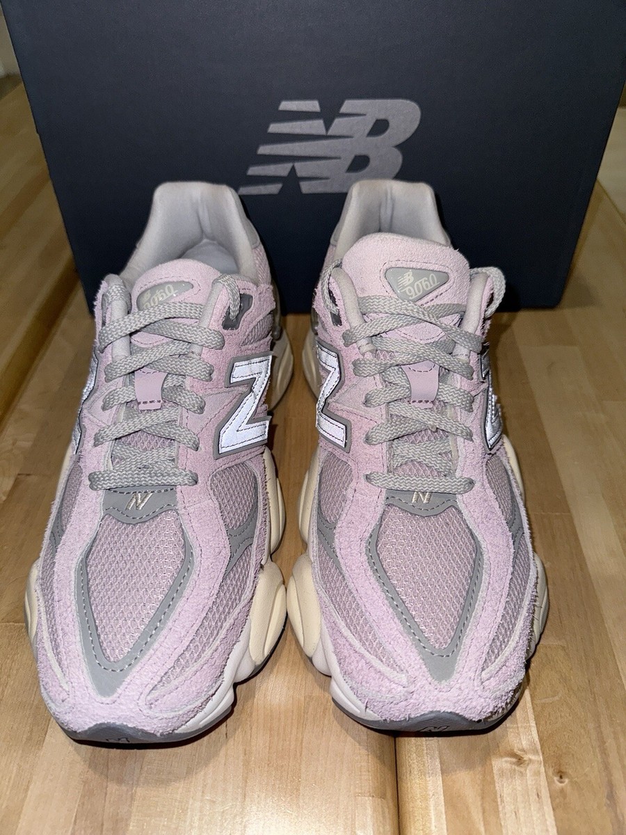 New balance ☆ U9060HSP ‘December Sky‘ New Balance 9060 December Sky Pink Suede Grey U9060HSP Used