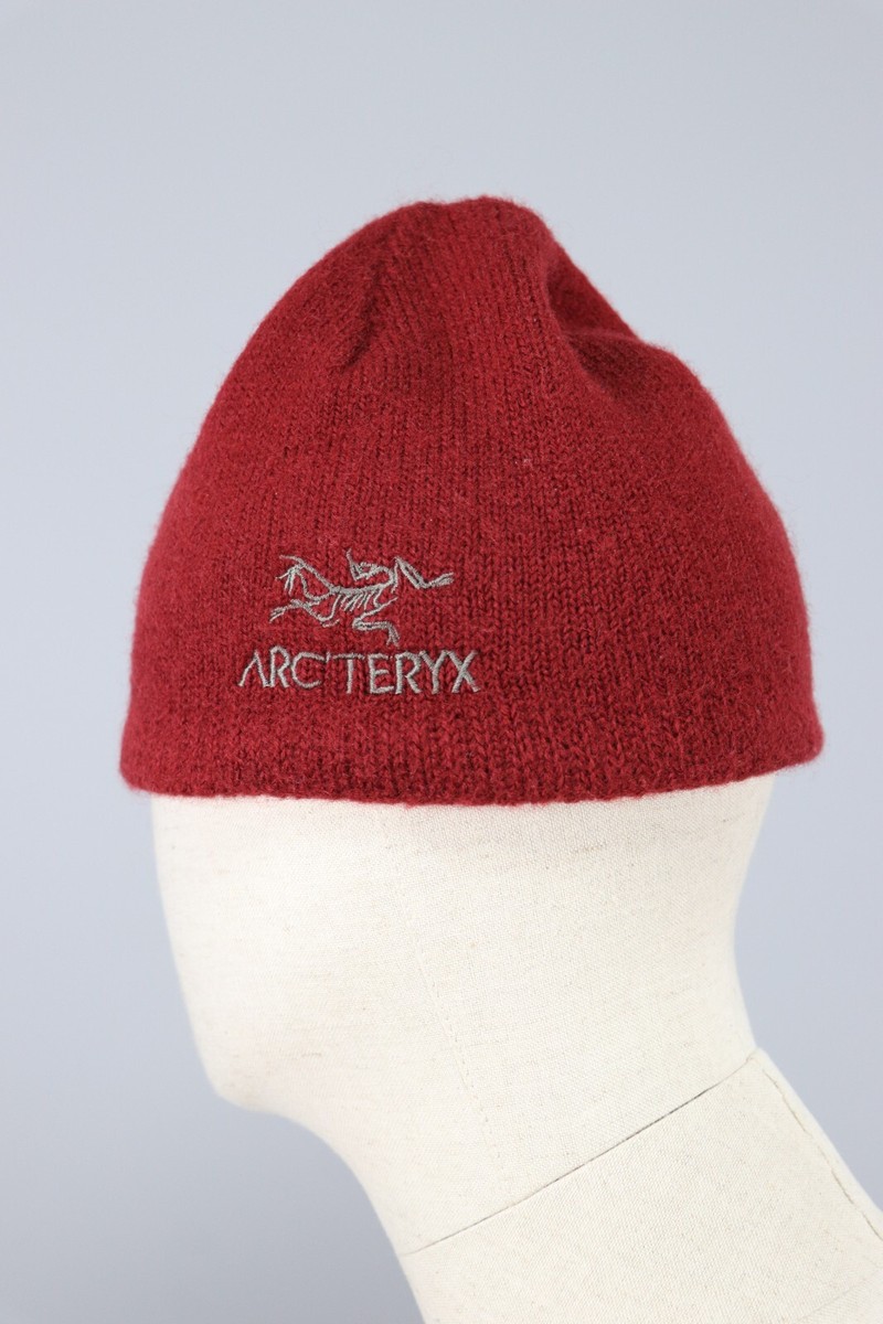 ARCTERYX Vintage Taiwan Used Wool Burgundy Knit Beanie Hats Mens
