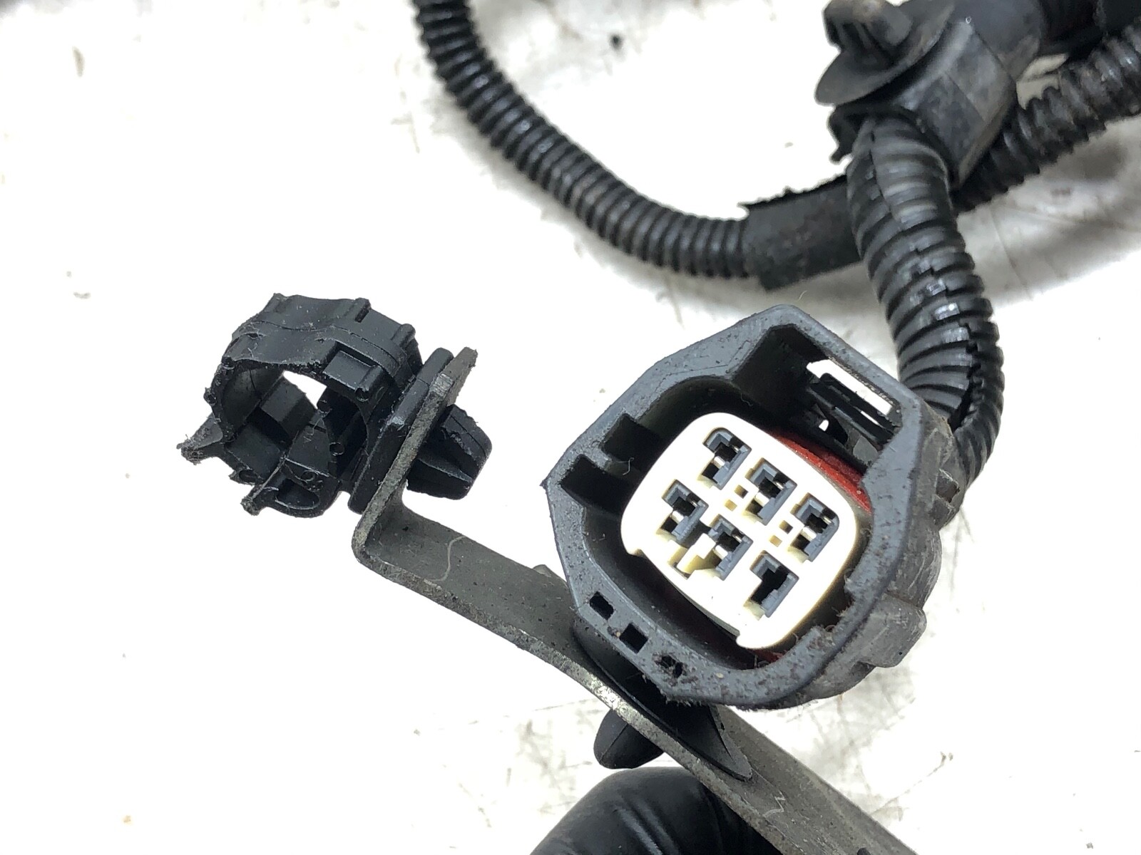 2014-2019 MASERATI GHIBLI 3.0L V6 AUXILIARY WATER PUMP OEM.