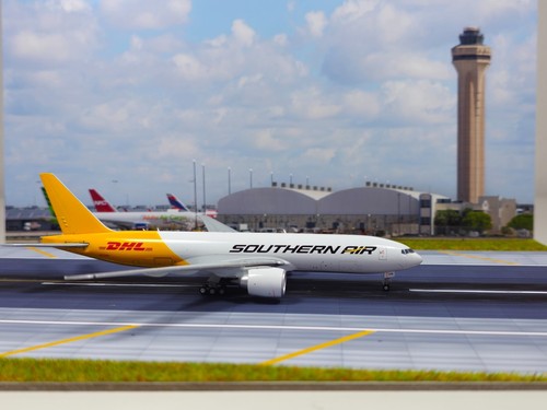 1:200 MIA Airport Codes Layout board 40.0x28.0 cm- Background board 40.0x15.5 cm - Picture 8 of 8