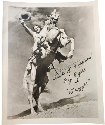 Roy Rogers black and white promotional photograph with facsimile signature 1938
