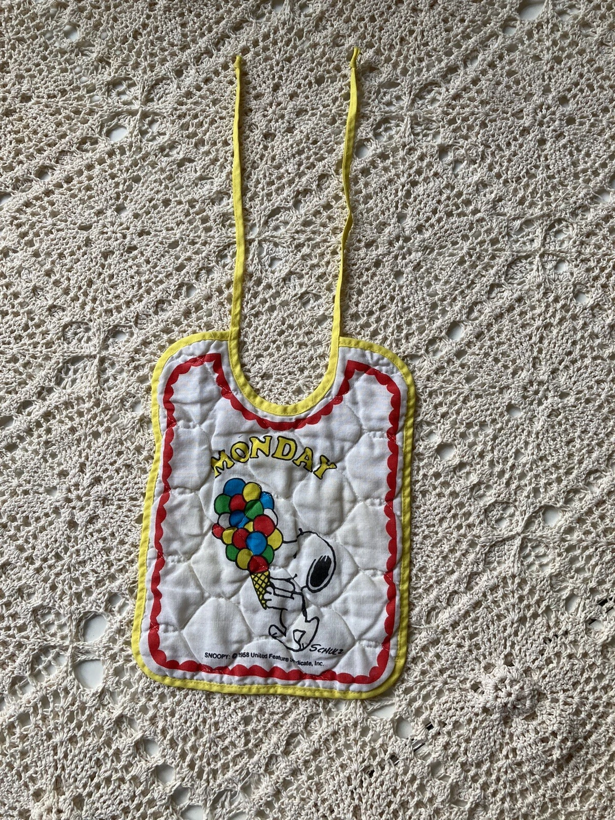 Snoopy Baby Bib Monday Large Icecream Classic Peanuts Cartoon Schulz Vintage