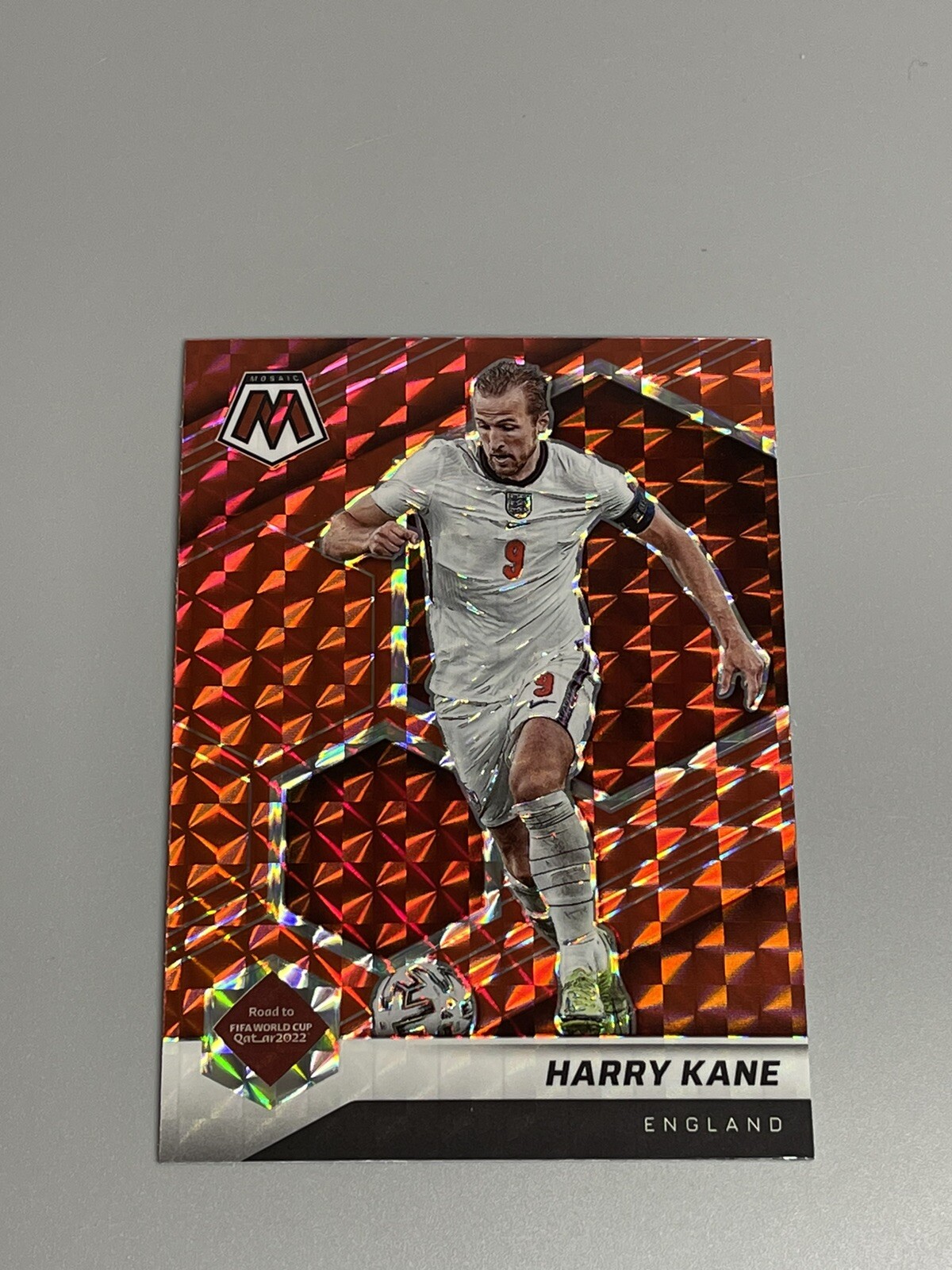 Harry Kane 2022 Panini Mosaic Road To World Cup Red Mosaic Prizm #35 England