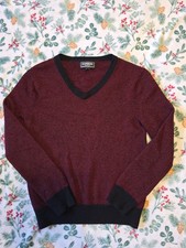 Express Womans Modern Fit Extra Fine Merino Wool Red And Black Sweater Small
