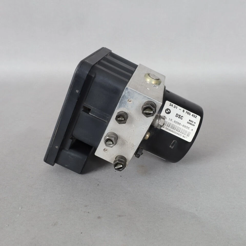 2002‑2006 BMW 330Ci 330i 325i DSC Hydraulic ABS Pump Unit 34516765453 OEM Used - Image 2 of 4