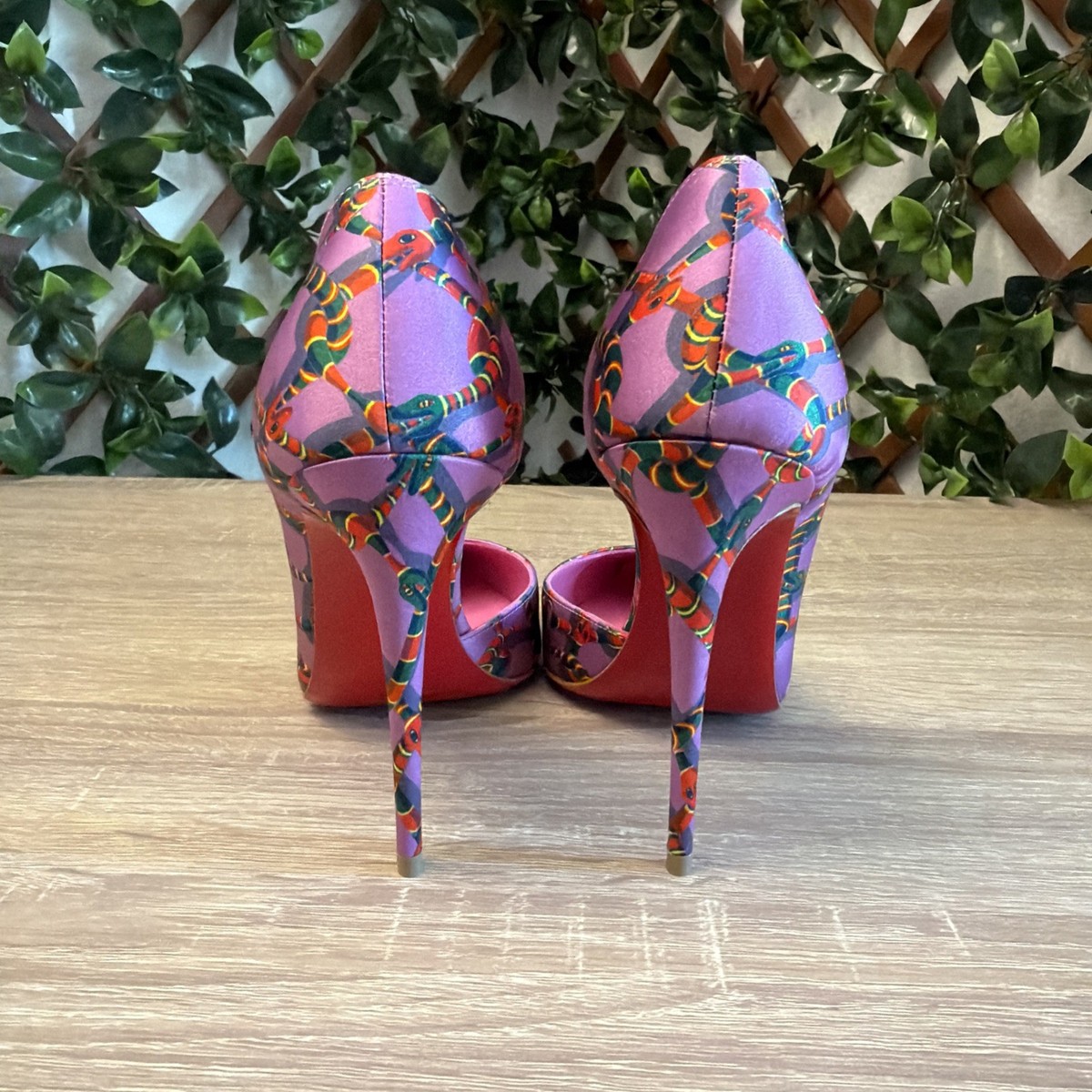 NIB Christian Louboutin Satin Printed Iriza Pumps Gummy Snakes
