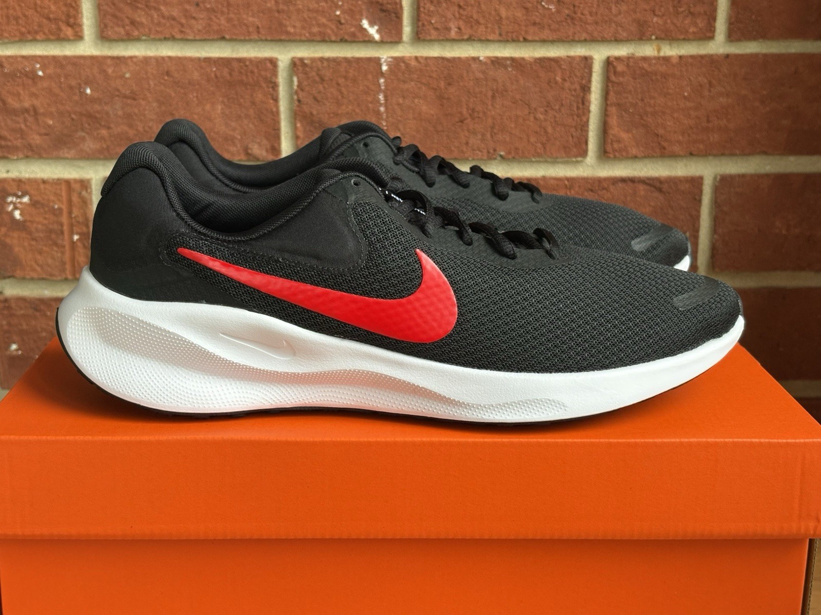 Nib Running Shoes