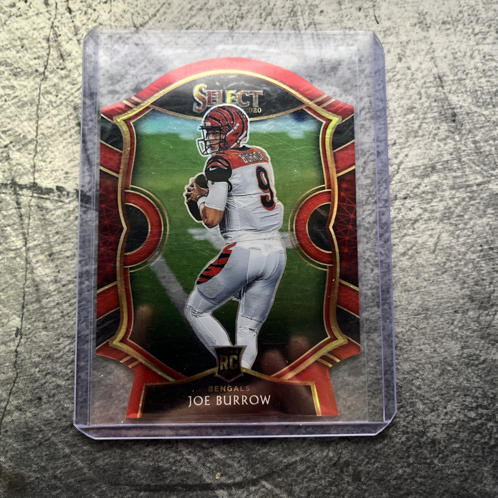 2020 Panini Select - Concourse Joe Burrow #46 Red Prizm Die-Cut (RC)