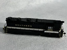 Stately BLI  Southern RR Tuxedo Scheme GP-35 High Hood DCC/Paragon 4 HO Loco
