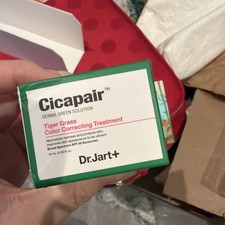 Dr. Jart Cicapair Tiger Grass Color Correcting Treatment SPF30 Suncream 15ml