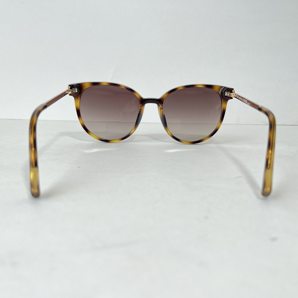 Le Specs Contention Tort Women display picture 1