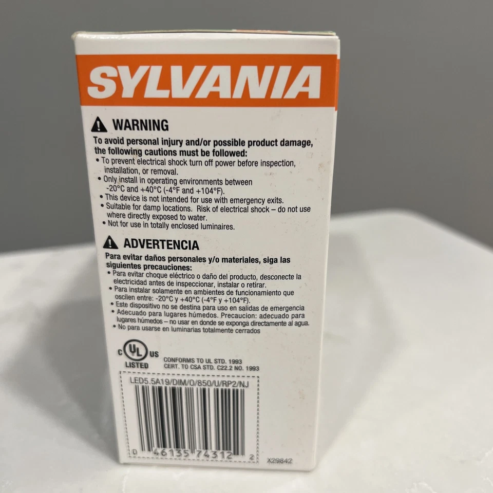 SYLVANIA Ultra 2PK 40W LED 5000k, Dimmable, A19 Medium Base, 5.5W Energy Star - Image 3 of 4