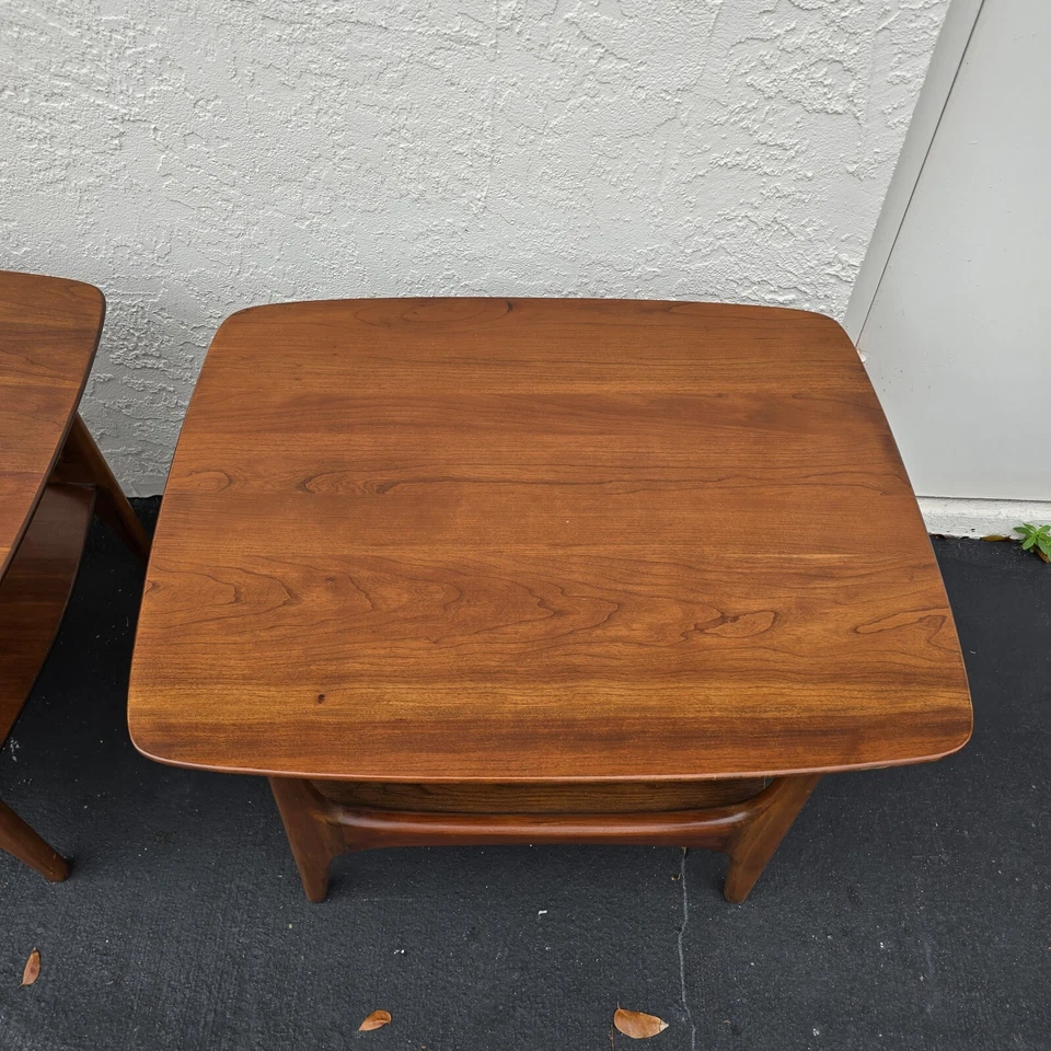 Набор из 2 столиков Midcentury с 2 полками с круглыми краями Dokin 17708 - Изображение 3 из 4