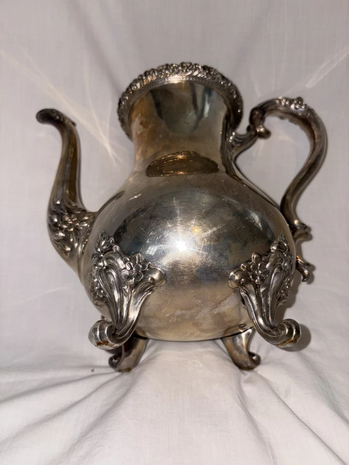 Cafeteira Wilcox International Silver Company Du Barry Floral #7060 Silverplate - Imagem 2 de 4
