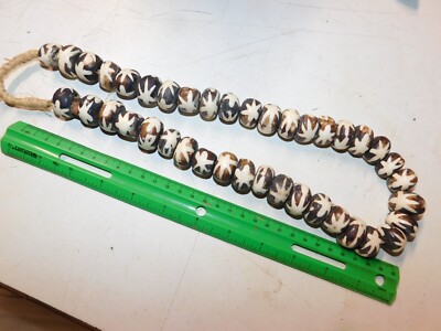 38 Star Batik Bone Beads Large 25mm Kenya African Black and White Round