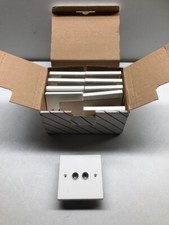 Karton mit 10 "Sector" Doppel Koaxial Steckdose, Elektro Großhandel, Restposten.