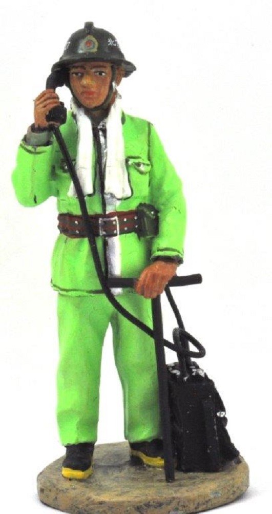 Firefighter Figurine Fireman Beijing China 2002 Metal Del Prado 1/32 2.75""