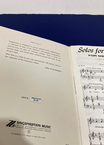Solos for Christmas for medium voice vintage music song book - Picture 5 of 6