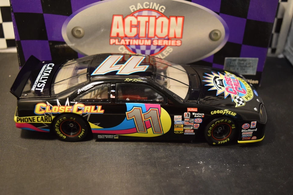1997 Action Brett Bodine #11 закрыть вызов телефонная карта масштаб 1:24 T-Bird 1 из 8,004 - Изображение 3 из 4