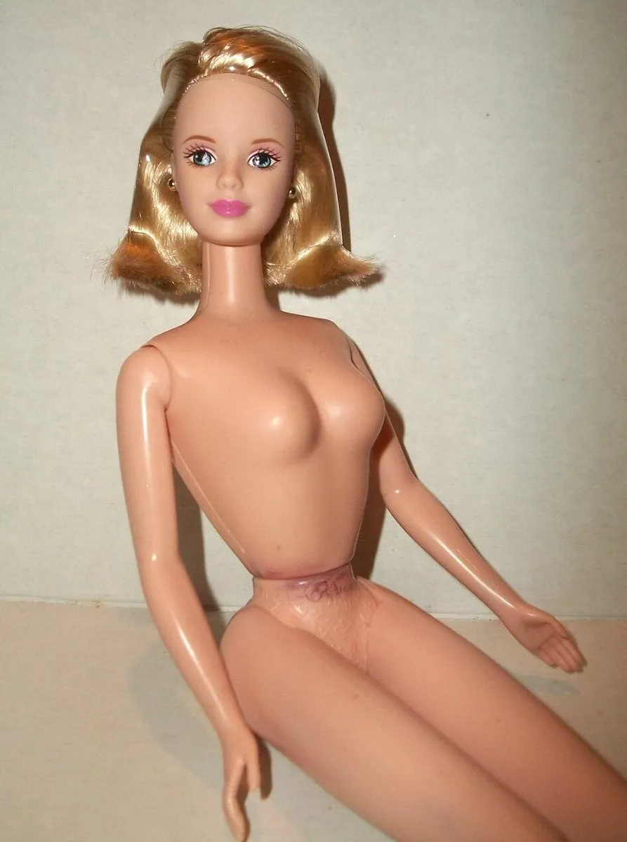 MATTEL NEW NUDE BARBIE MACKIE MOLD MOUTH BLONDE SHORT CHIC HAIR