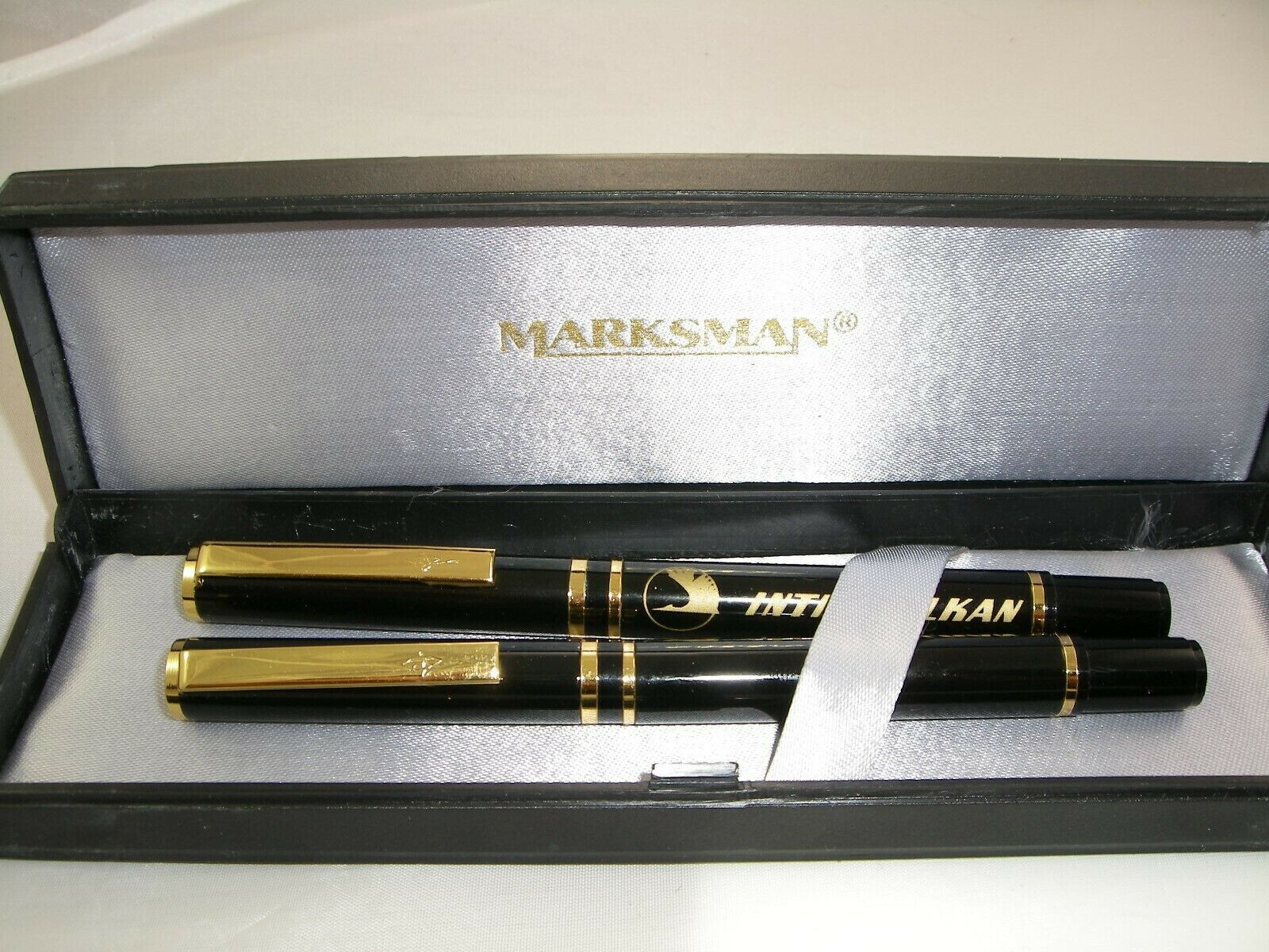 GERMANY MARKSMAN BLACK LACQUER FOUNTAIN PEN AND ROLLERBALL PEN IN ORIGINAL BOX